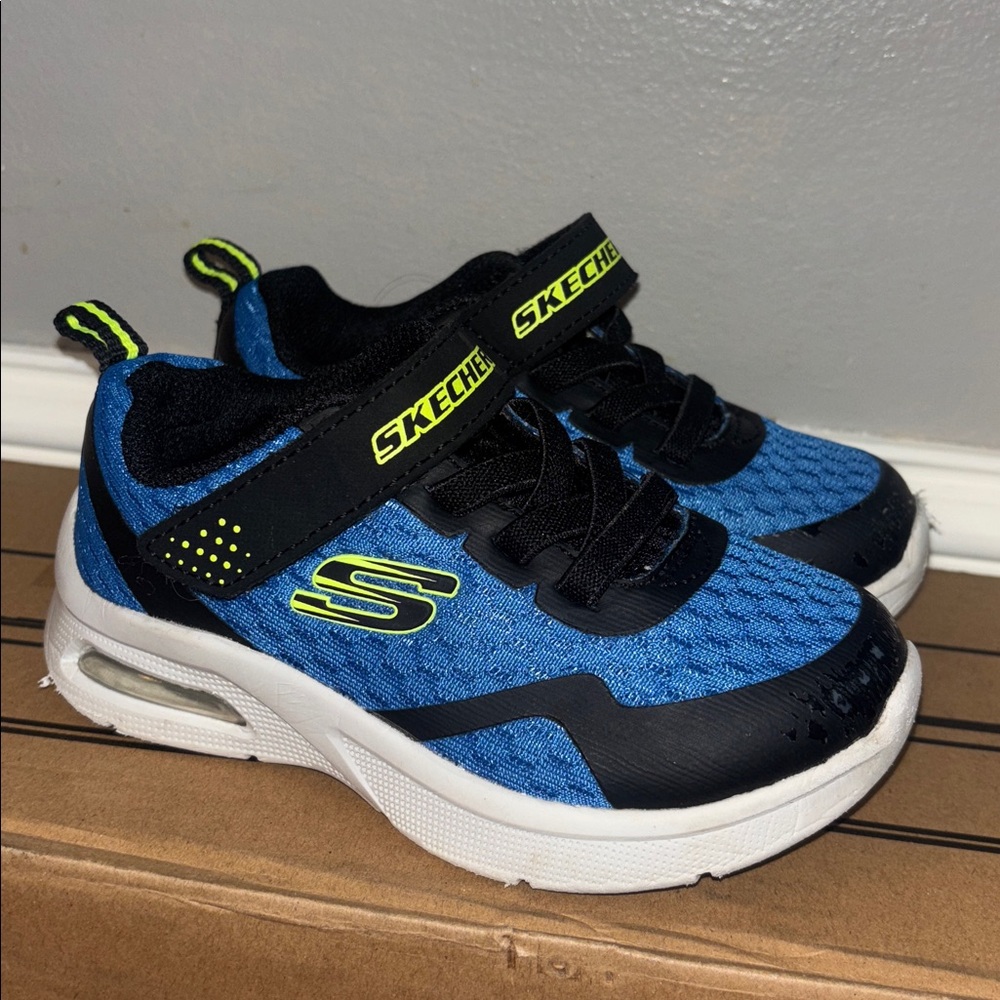 Skechers Bright Green Textile Shoes
